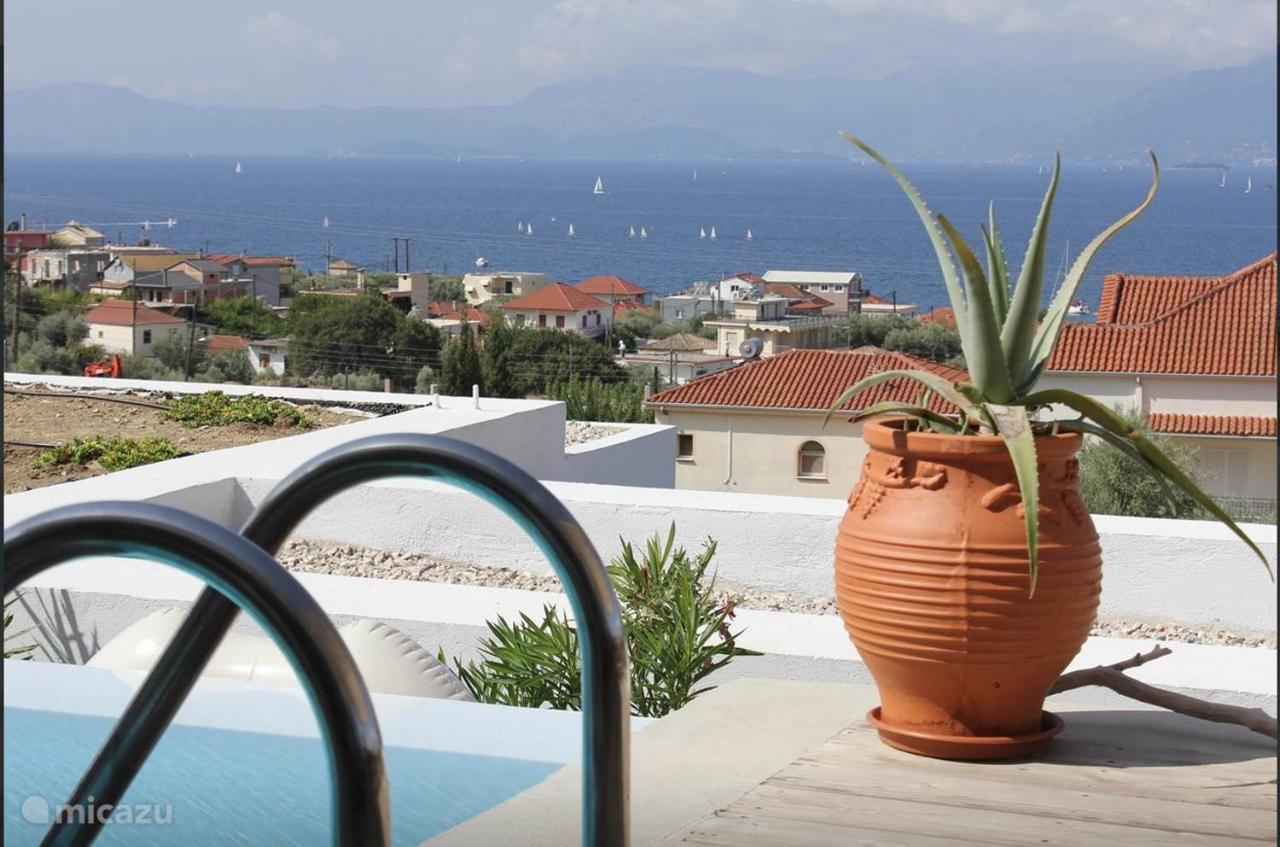 Villa Karma Palairos Ngoại thất bức ảnh